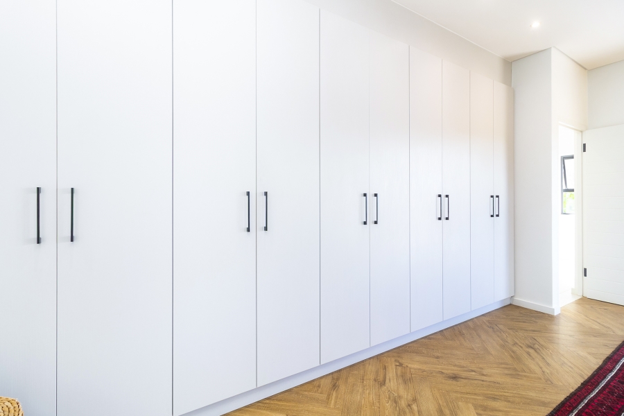 4 Bedroom Property for Sale in Tara Western Cape